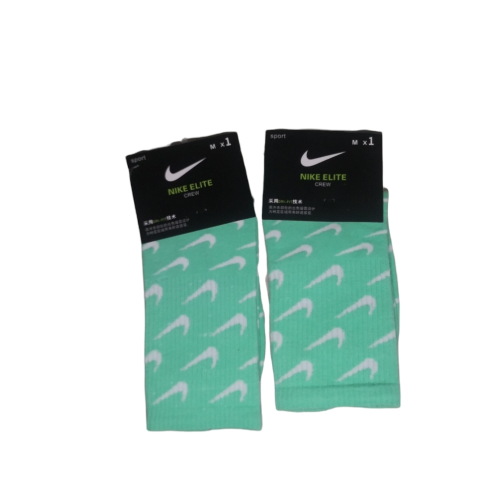 2 for 18 fashionable socks